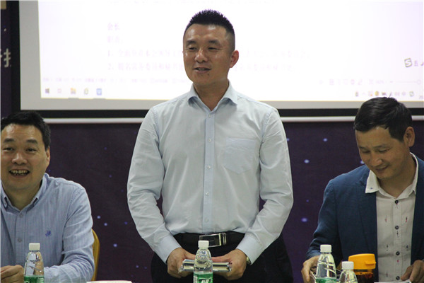 牛商匯會(huì)長胡燕林先生